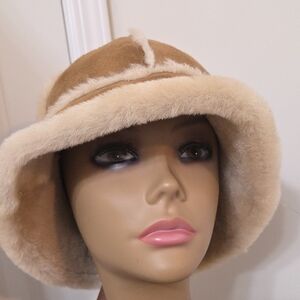 UGG Women's Cozy Tan and Cream Fur Hat